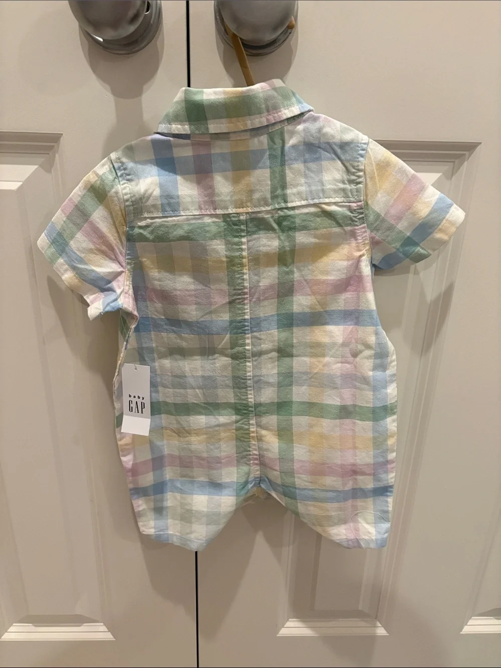NWT - GAP Baby Pastel Plaid Button-Front Short Sleeve Romper & Bucket Hat Set